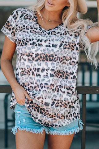 LEOPARD STRIPED V NECK TEE